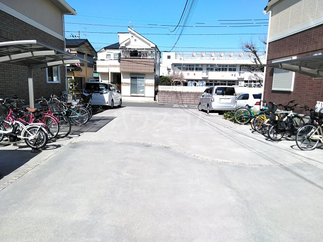 3/5 駐車場