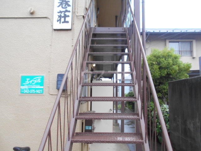 22/30 エントランス