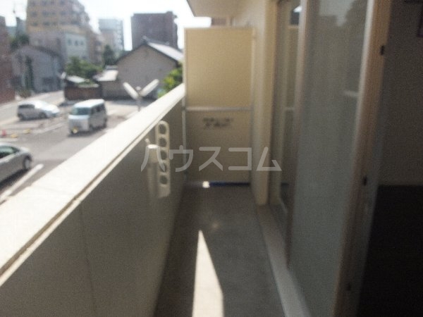 19/30 バルコニー