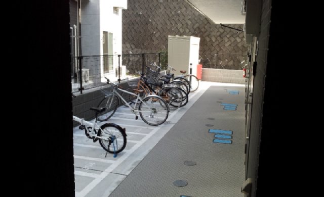 22/30 駐車場