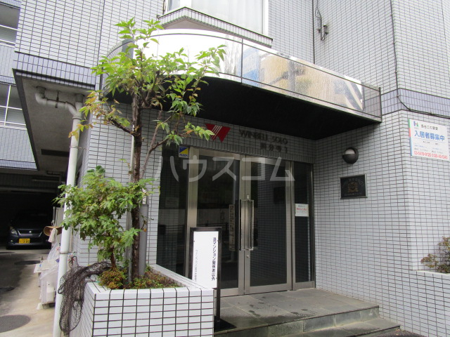 22/30 エントランス