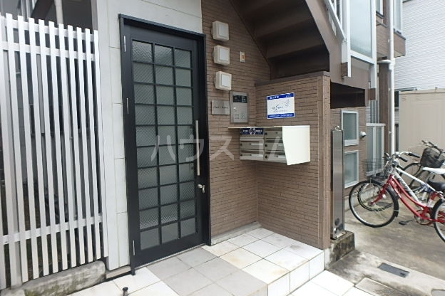 22/29 エントランス