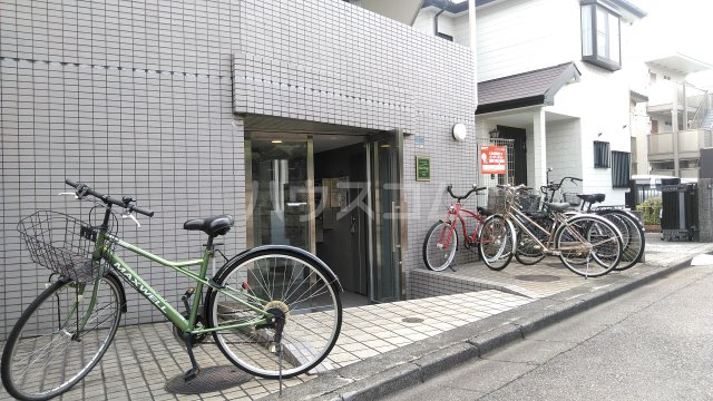 29/30 エントランス