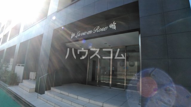 21/25 エントランス