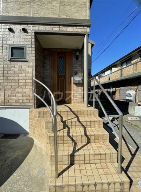 17/28 エントランス