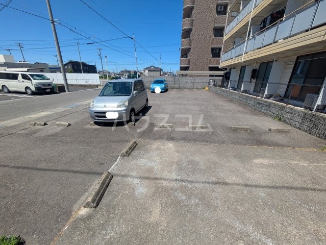 3/10 駐車場
