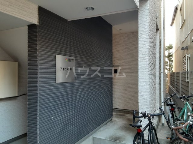 15/19 エントランス