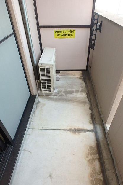 17/27 バルコニー