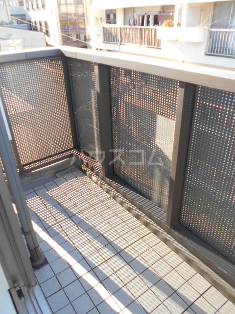 17/30 バルコニー