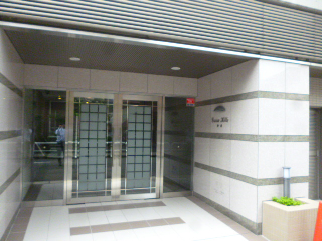 20/29 エントランス