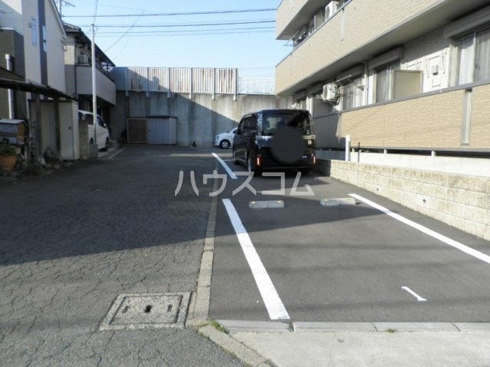 12/13 駐車場