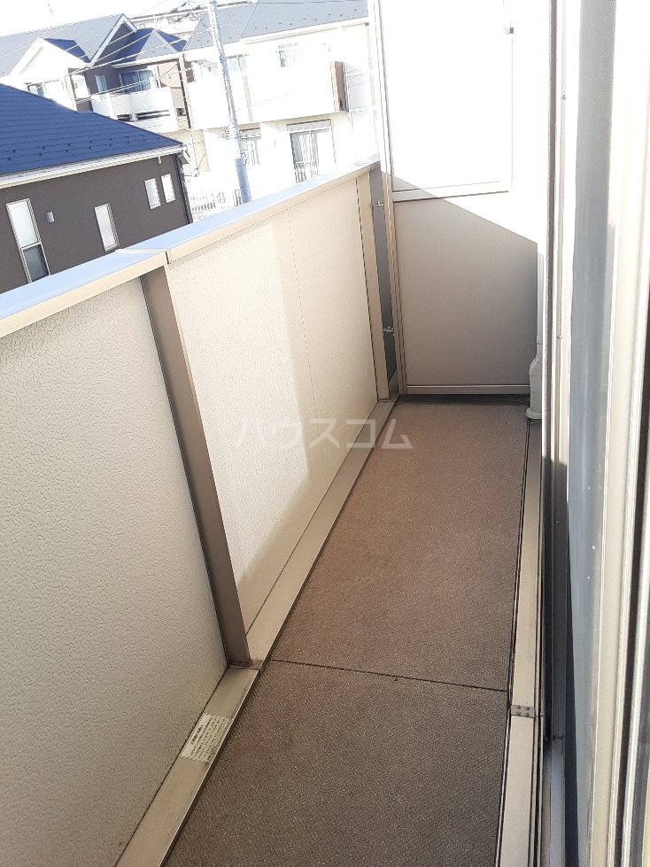 20/30 バルコニー