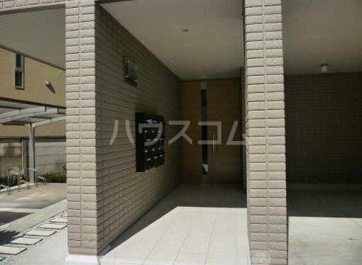 19/29 エントランス