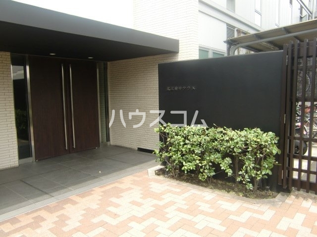 13/21 エントランス