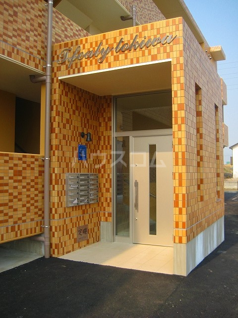 15/24 エントランス