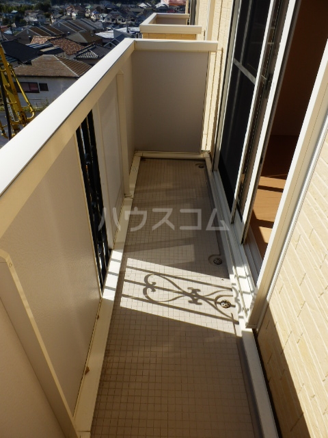 19/26 バルコニー