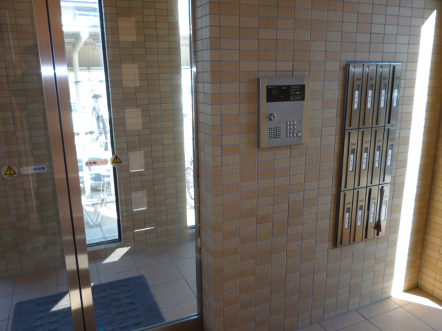 2/10 エントランス