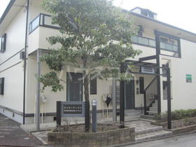 16/22 エントランス