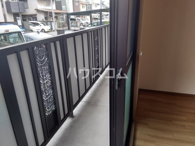 21/28 バルコニー