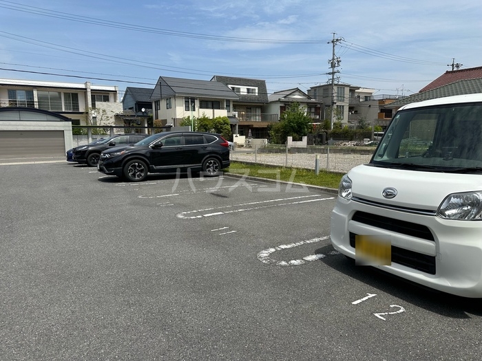 23/24 駐車場