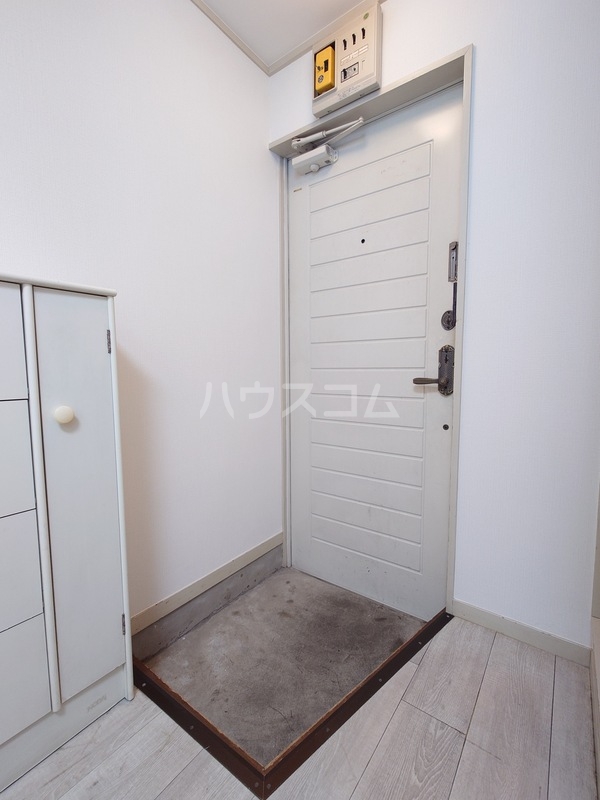 14/30 玄関