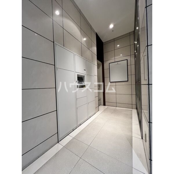 14/16 エントランス