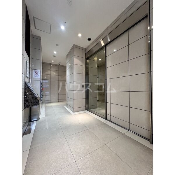 14/16 エントランス