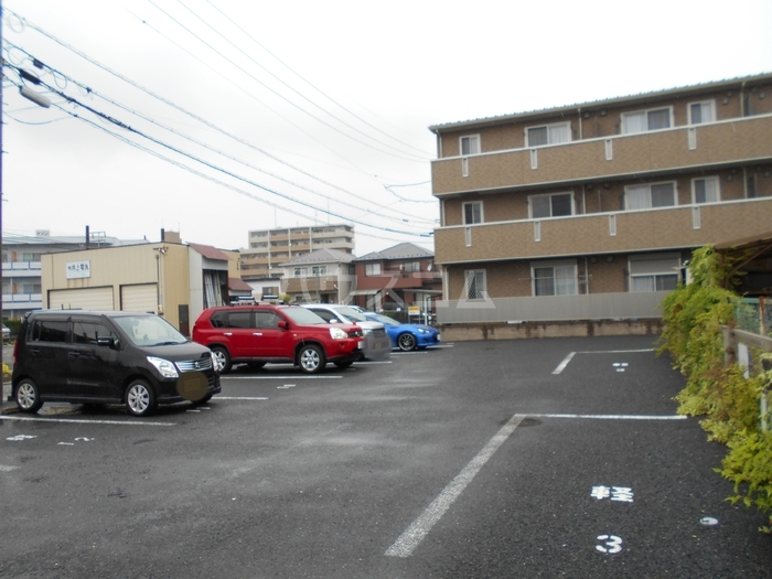 19/25 駐車場