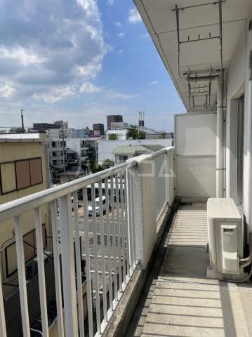 21/30 バルコニー