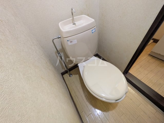 13/30 トイレ