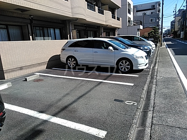 29/30 駐車場