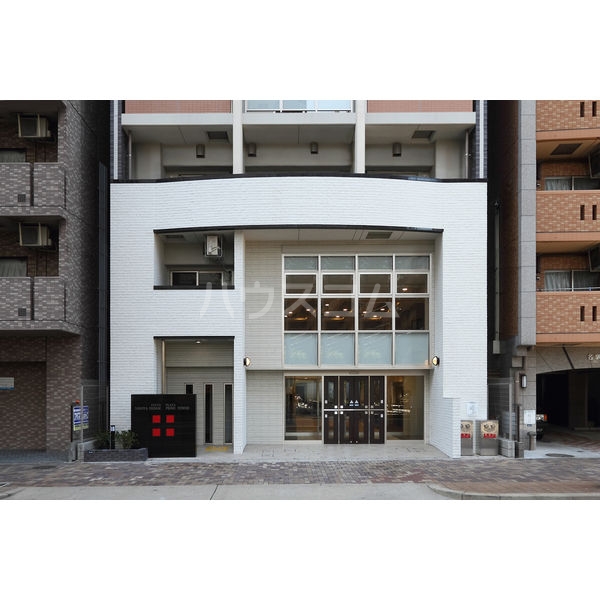 14/22 エントランス