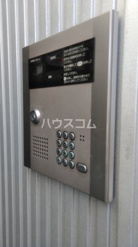 13/21 エントランス