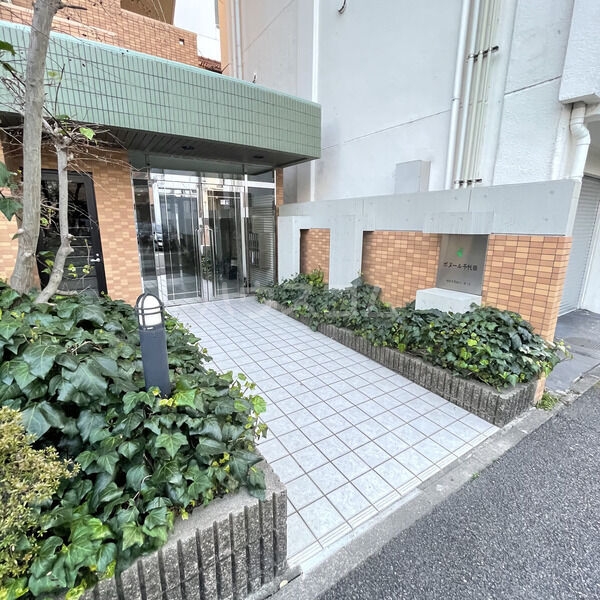 14/22 エントランス