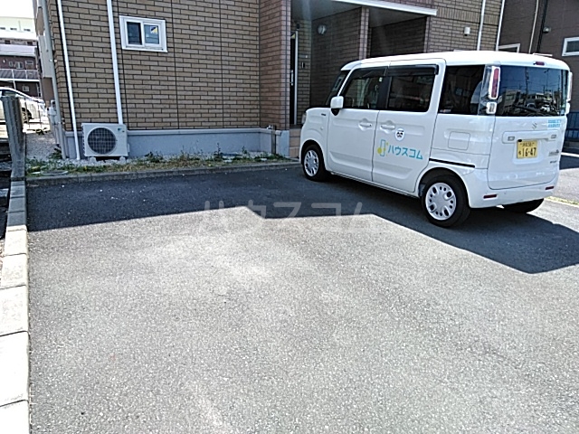 2/11 駐車場