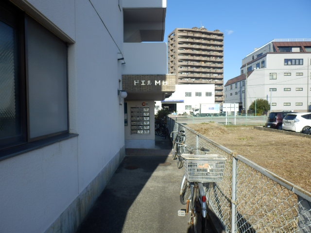 21/29 エントランス