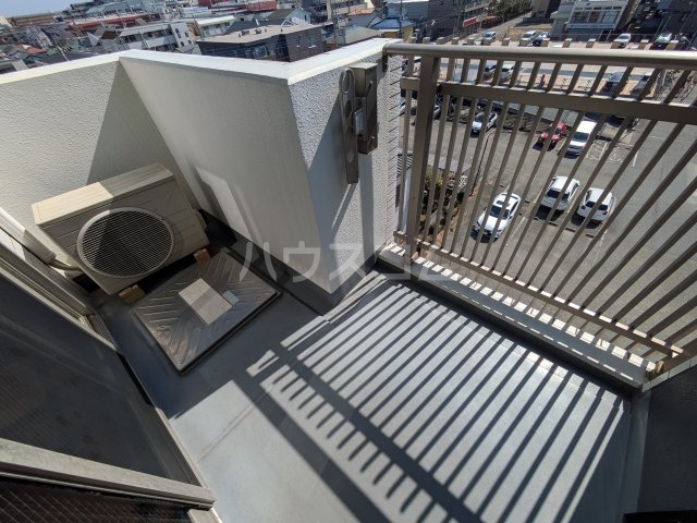 13/30 バルコニー