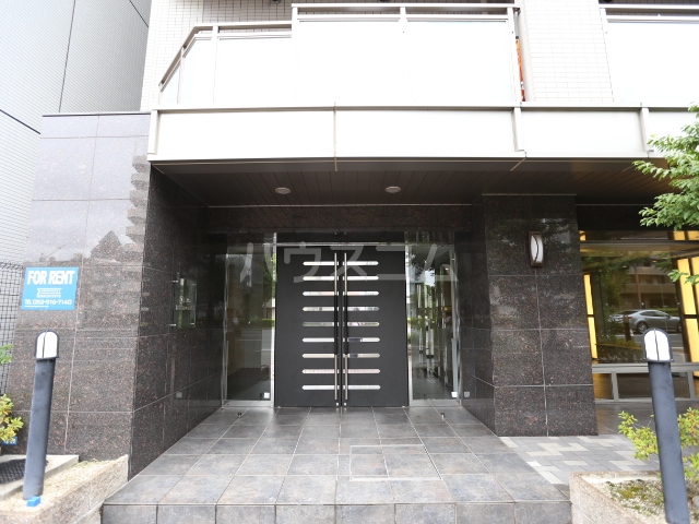 14/22 エントランス