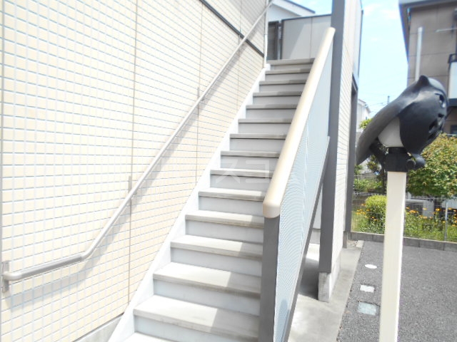 19/21 エントランス