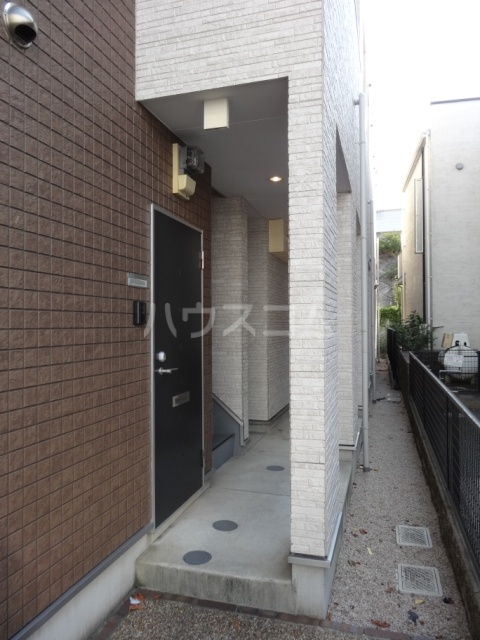 20/25 エントランス