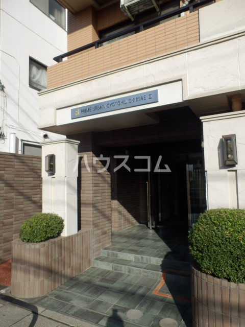 18/28 エントランス