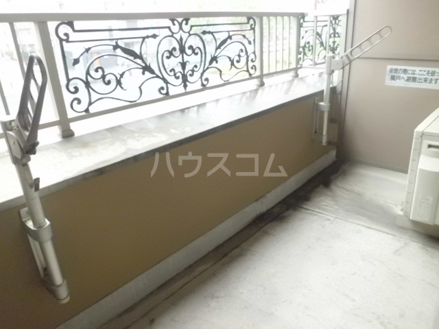 14/23 バルコニー