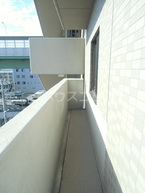 25/30 バルコニー