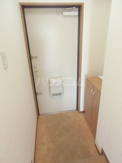 13/30 玄関