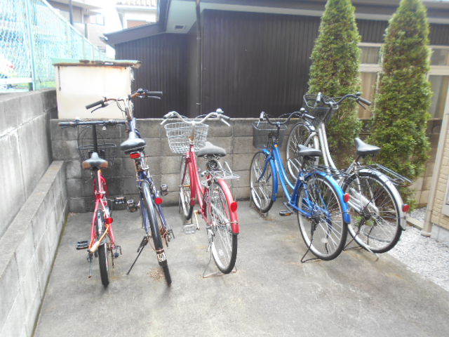 22/28 駐車場