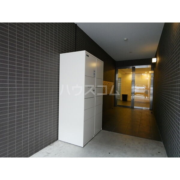 14/25 エントランス