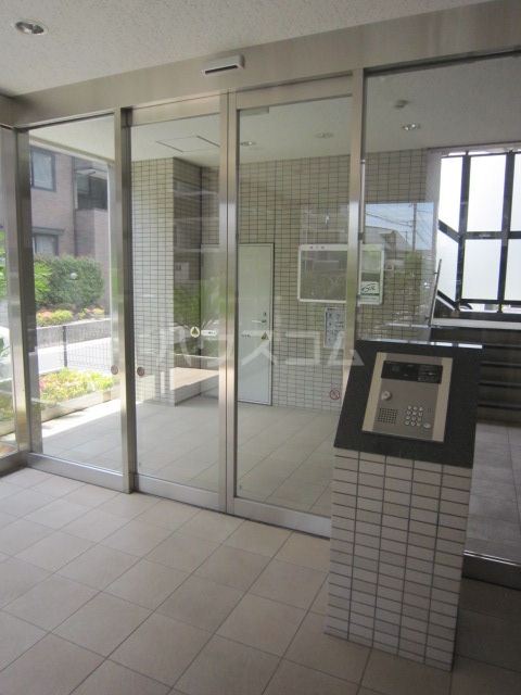 2/6 エントランス