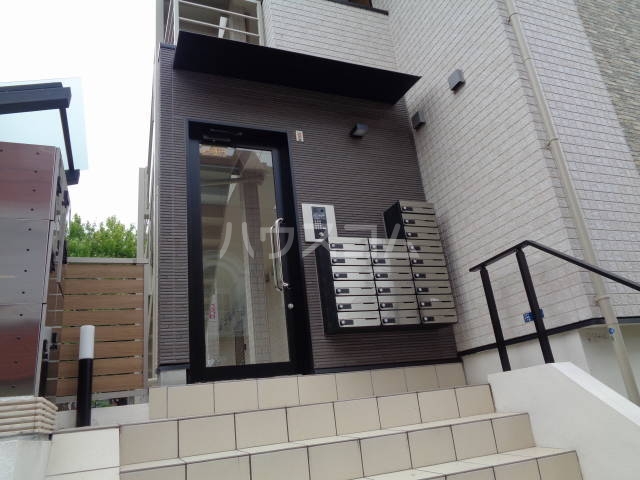 14/16 エントランス