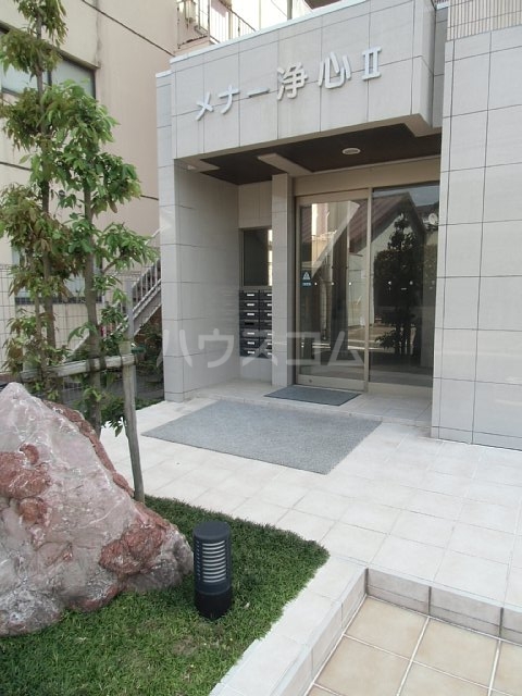 3/8 エントランス