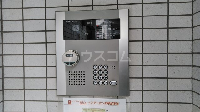 25/30 エントランス